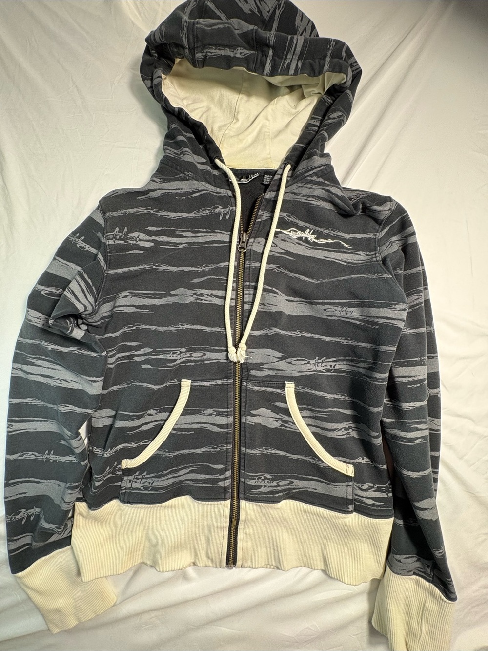 VTG y2K Oakley camo stripe aop hoodie women’s size S